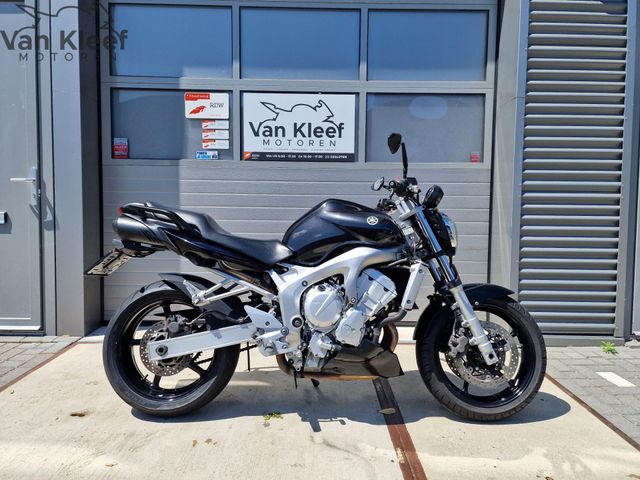 yamaha - fzs-600-fazer