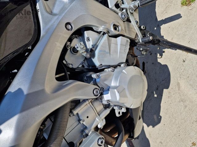 yamaha - fzs-600-fazer