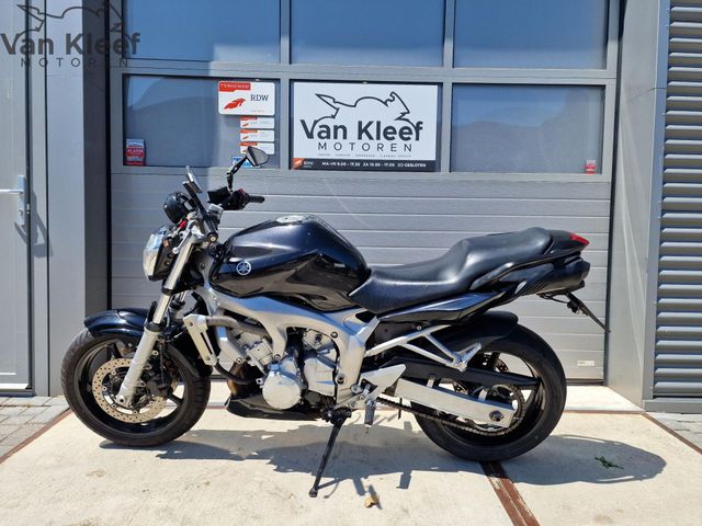 yamaha - fzs-600-fazer