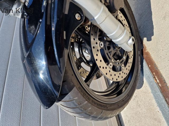 yamaha - fzs-600-fazer
