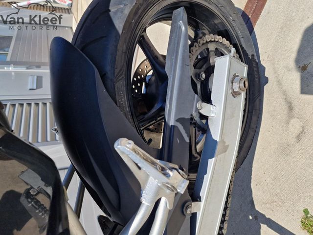 yamaha - fzs-600-fazer