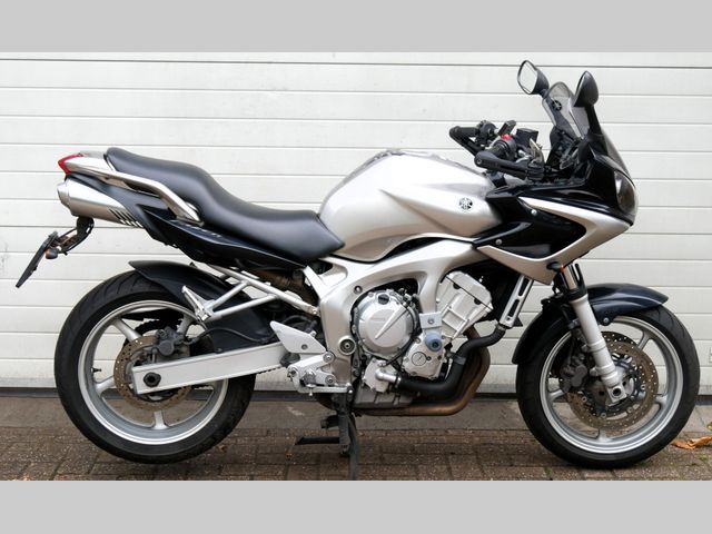 yamaha - fzs-600-fazer
