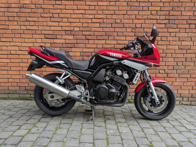 yamaha - fzs-600-fazer-s