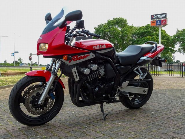yamaha - fzs-600-fazer-s