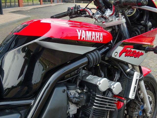 yamaha - fzs-600-fazer-s