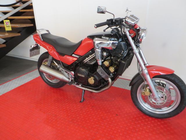 yamaha - fzx-700