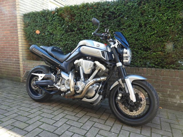 yamaha - mt-01