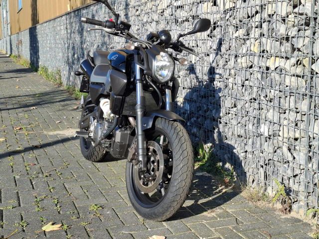 yamaha - mt-03