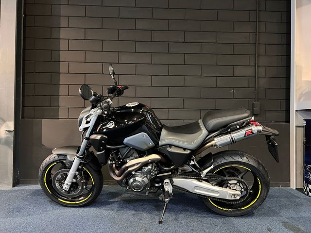 yamaha - mt-03