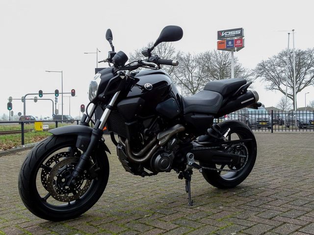 yamaha - mt-03