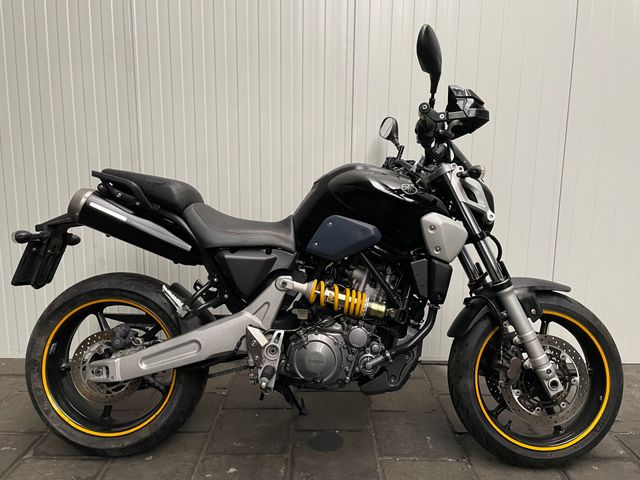 yamaha - mt-03