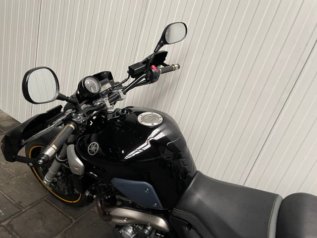 yamaha - mt-03