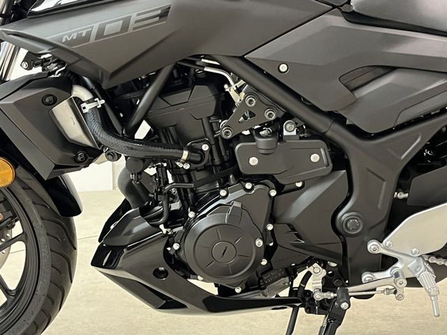 yamaha - mt-03