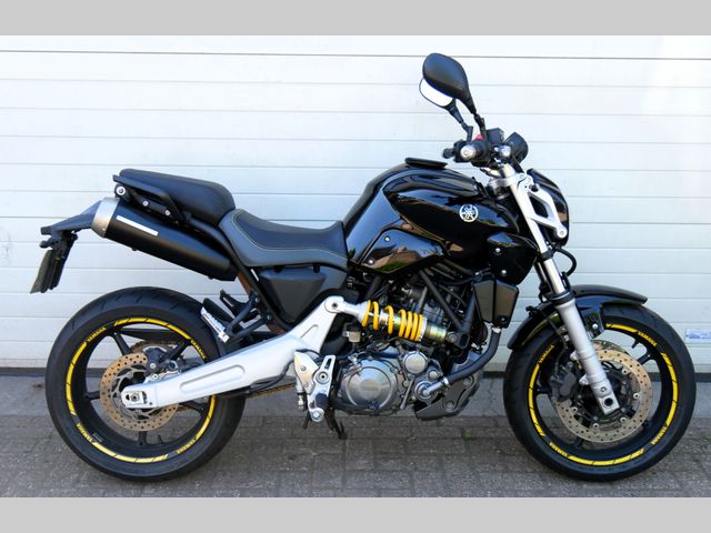 yamaha - mt-03