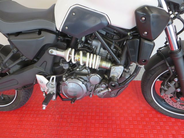 yamaha - mt-03