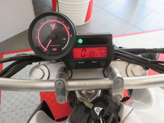 yamaha - mt-03