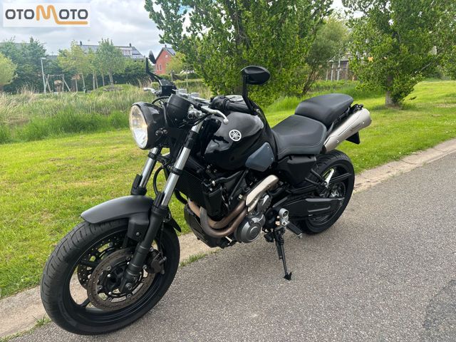 yamaha - mt-03