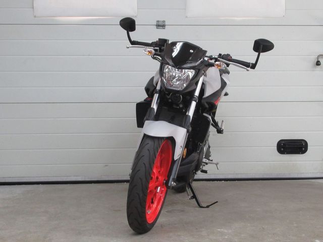 yamaha - mt-03