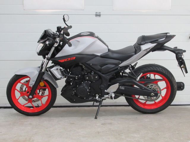 yamaha - mt-03