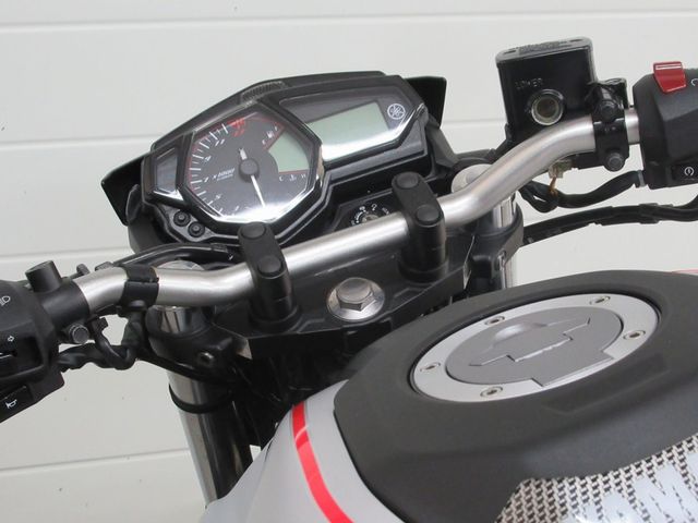 yamaha - mt-03