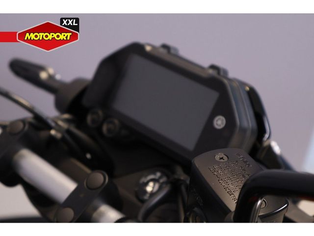 yamaha - mt-03