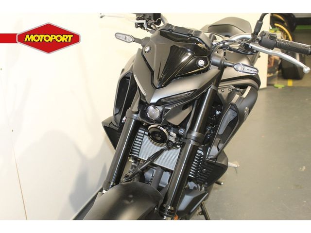 yamaha - mt-03