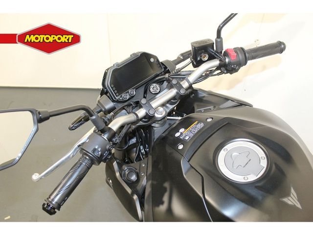 yamaha - mt-03