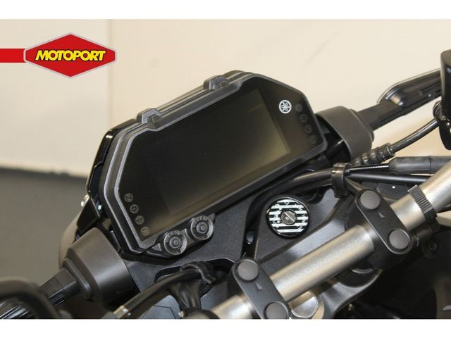 yamaha - mt-03