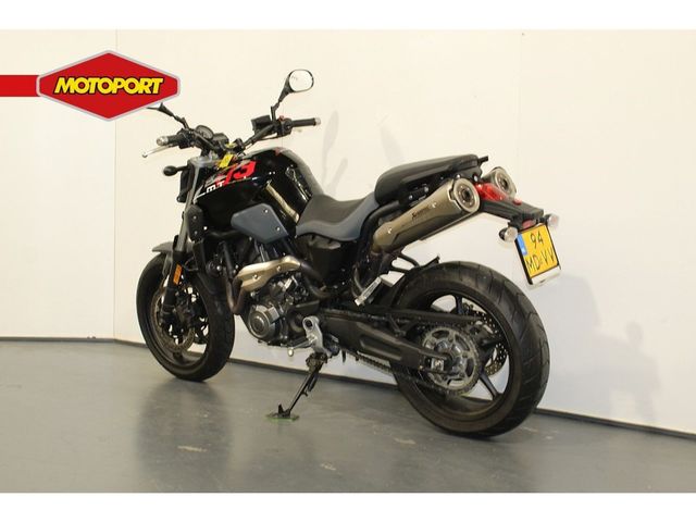 yamaha - mt-03