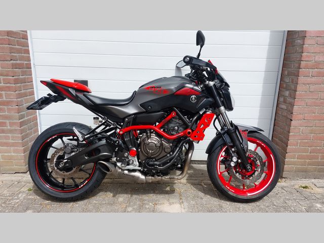 yamaha - mt-07