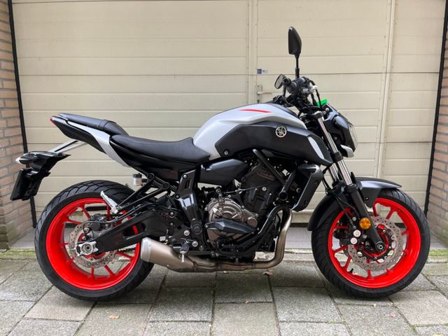 yamaha - mt-07-abs