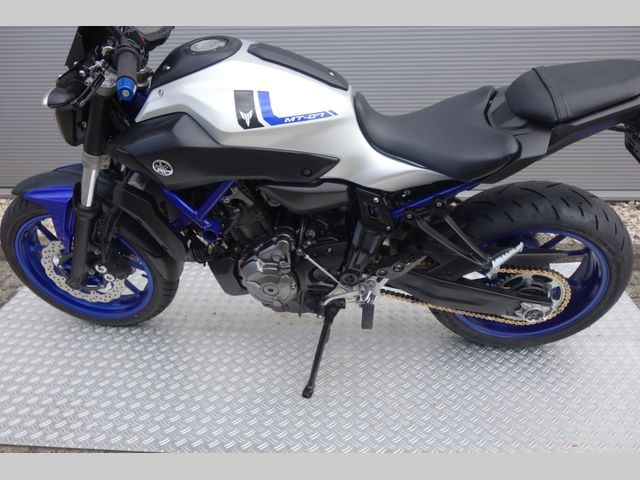 yamaha - mt-07-abs