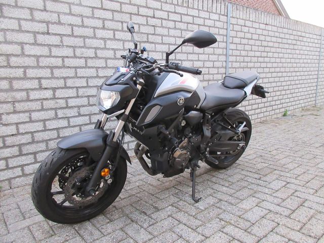 yamaha - mt-07-abs