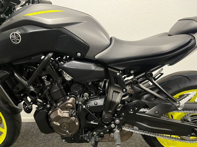 yamaha - mt-07-abs