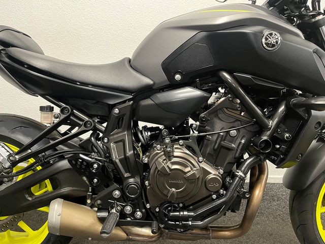 yamaha - mt-07-abs