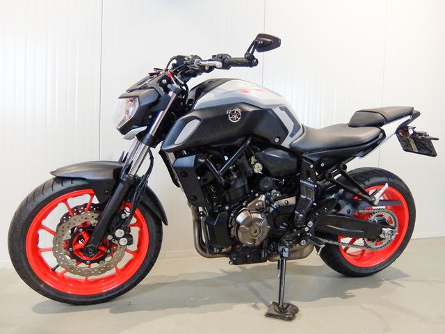 yamaha - mt-07-abs