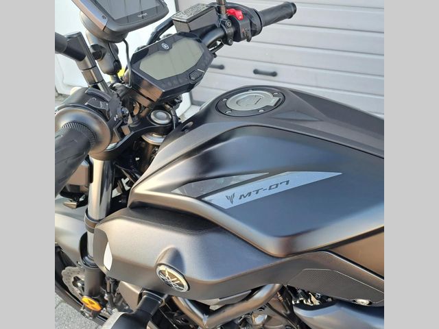 yamaha - mt-07-abs