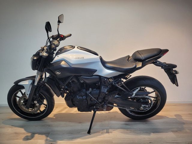 yamaha - mt-07-abs