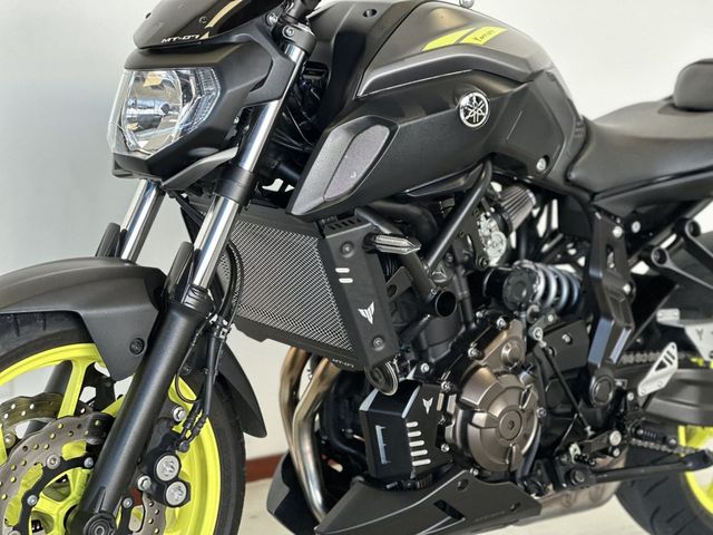 yamaha - mt-07-abs