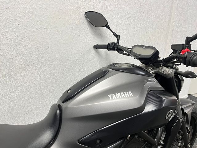 yamaha - mt-07-abs