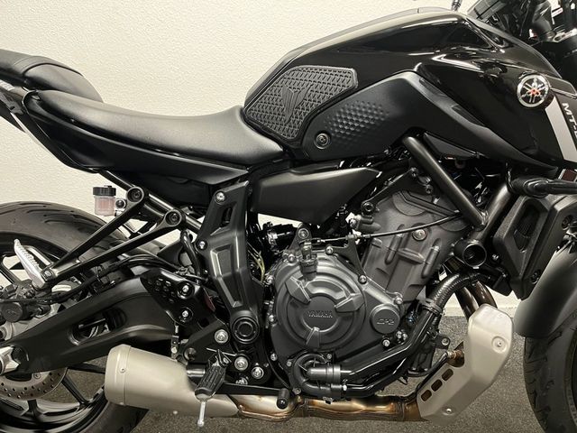 yamaha - mt-07-abs