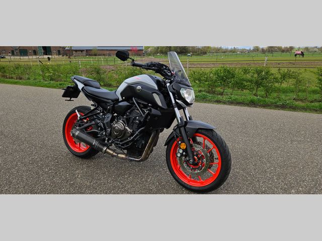 yamaha - mt-07-abs