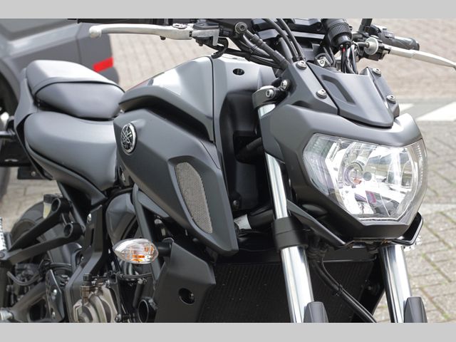 yamaha - mt-07-abs