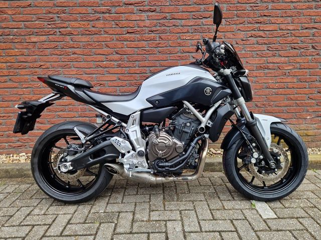 yamaha - mt-07-abs