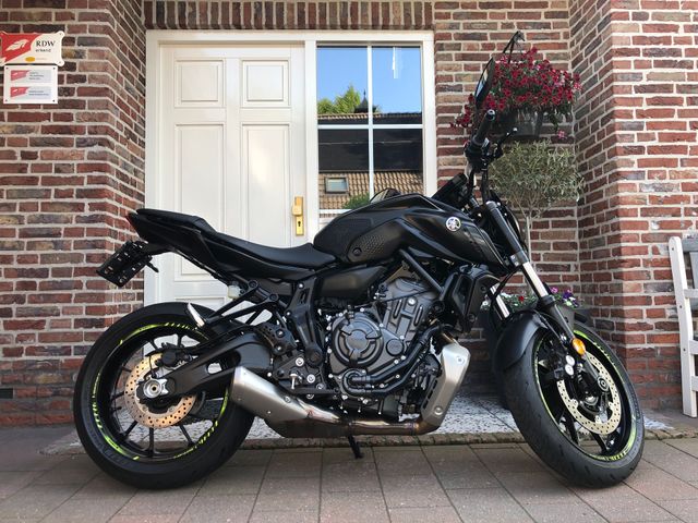 yamaha - mt-07-abs