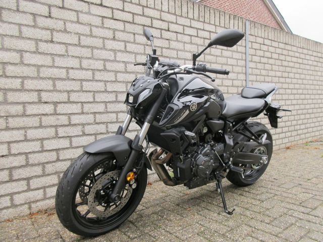 yamaha - mt-07-pure