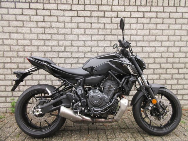 yamaha - mt-07-pure