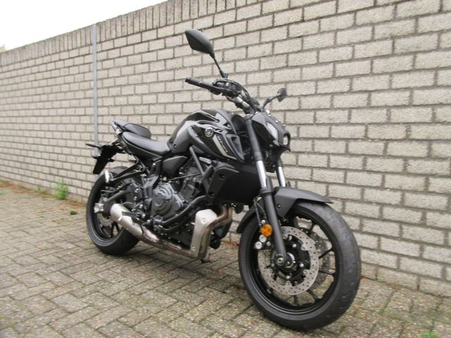 yamaha - mt-07-pure