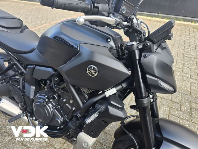 yamaha - mt-07-y-amt