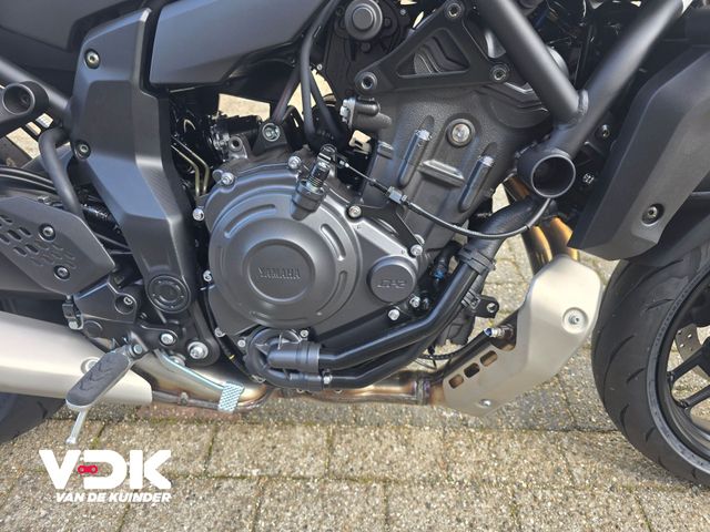 yamaha - mt-07-y-amt